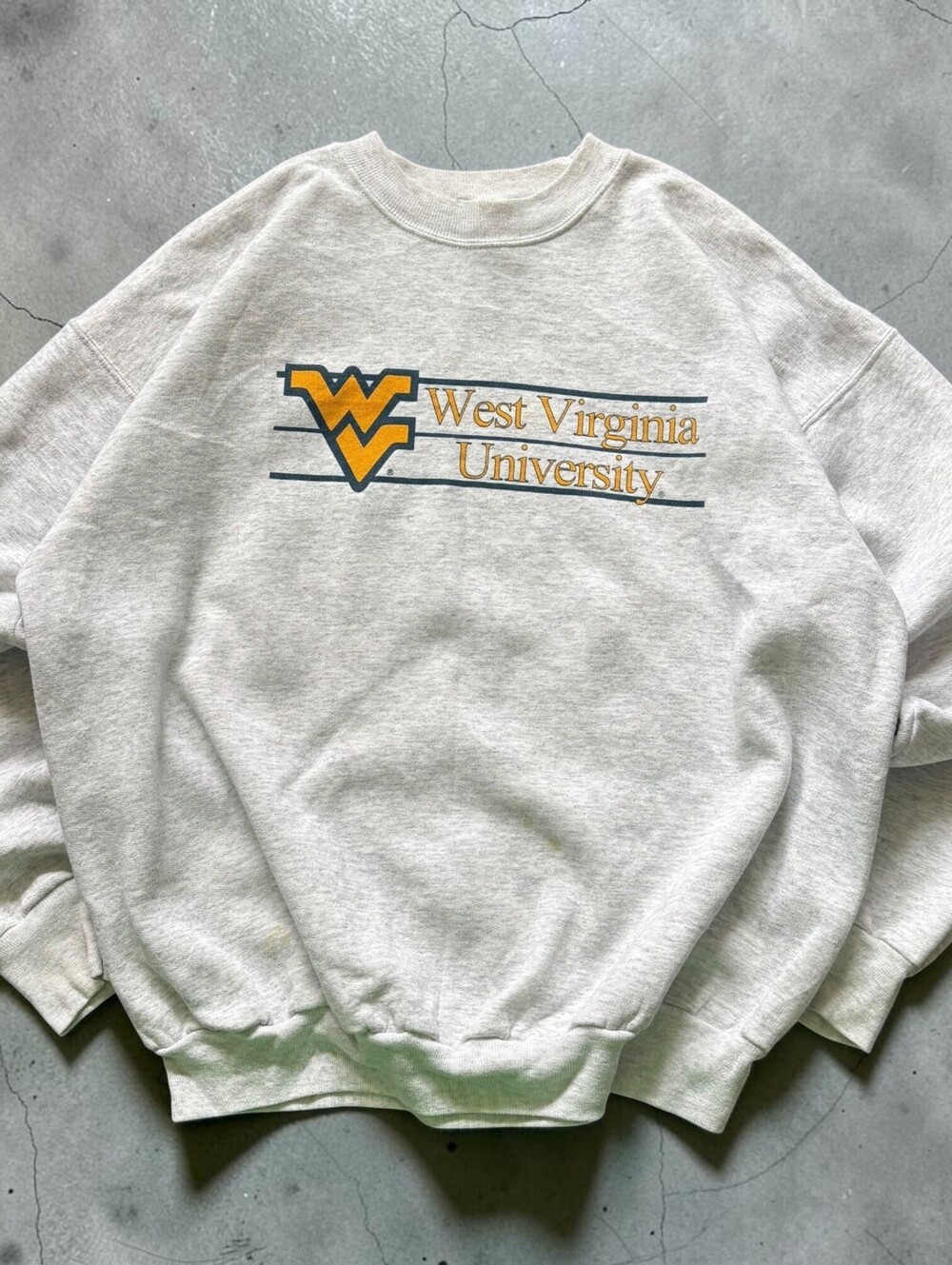 Vintage 90s West Virginia University Colligate Pullover Embroidered Crewneck L